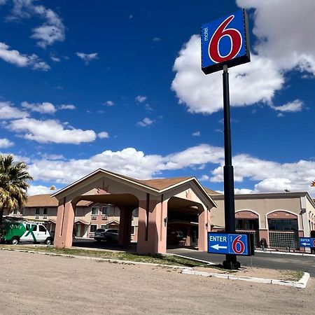 Motel 6 Deming, Nm Buitenkant foto